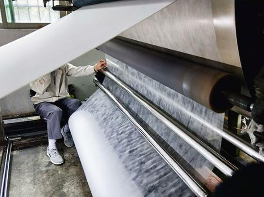 Nonwoven Lamination Machine.jpg